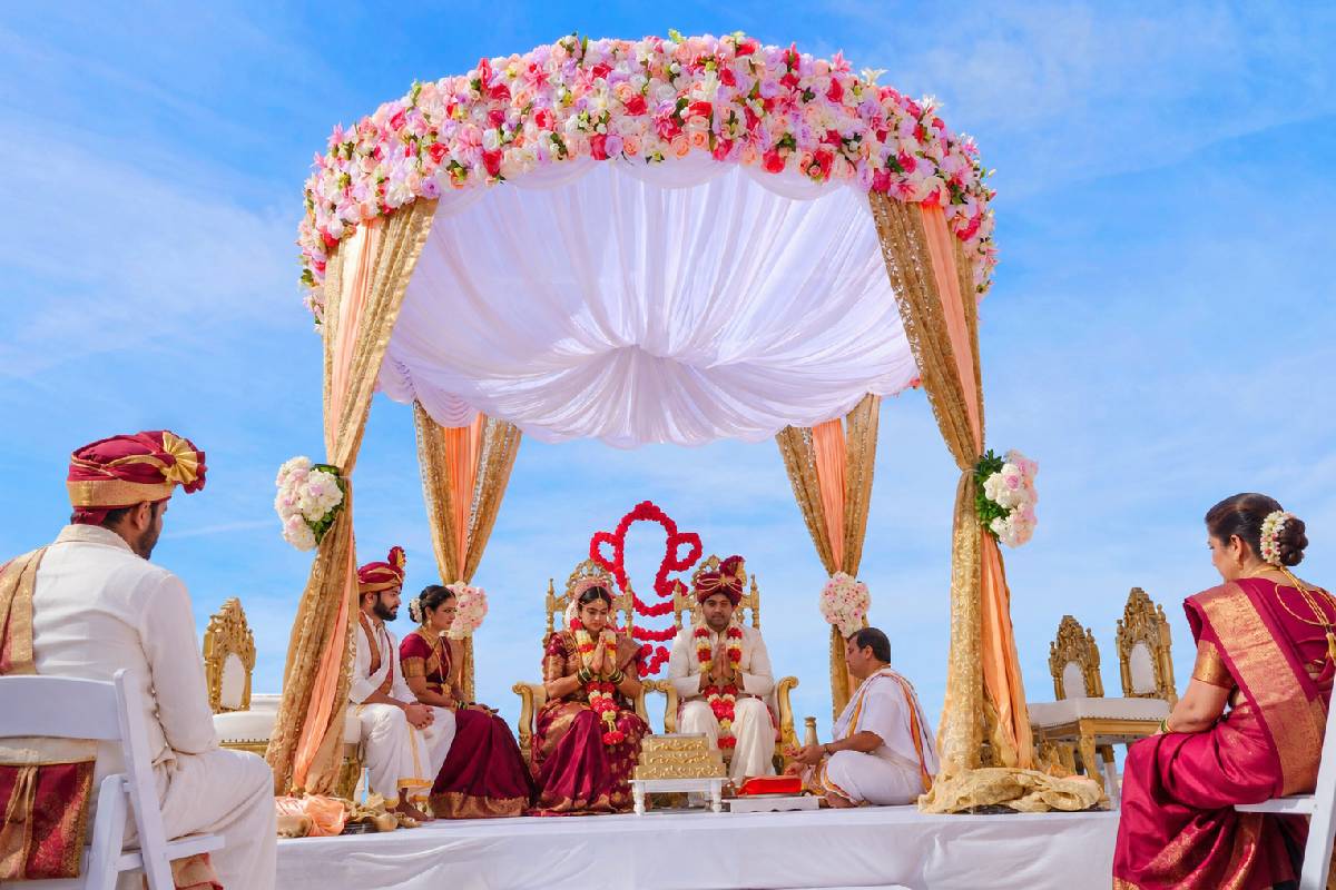 Beach Wedding in Malvan